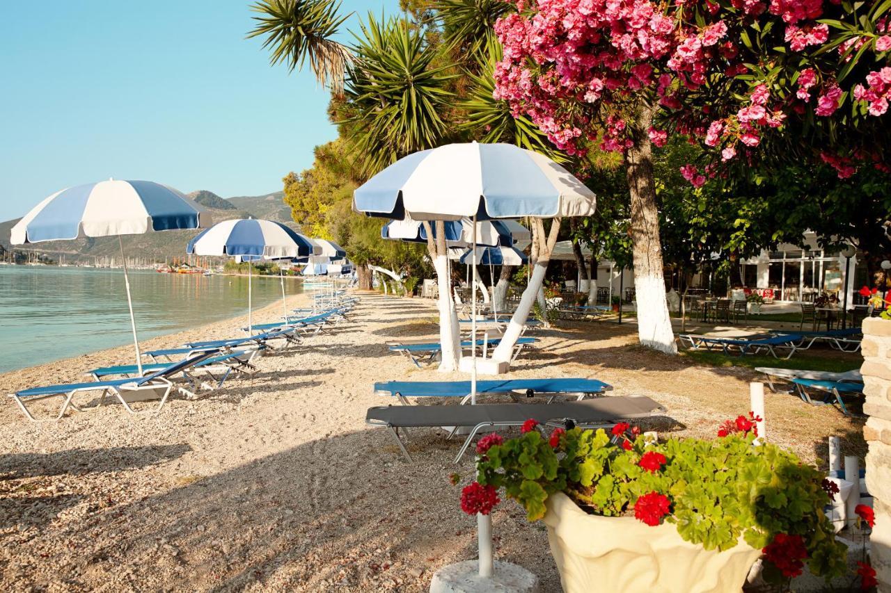 נידרי Avra Beach Hotel מראה חיצוני תמונה