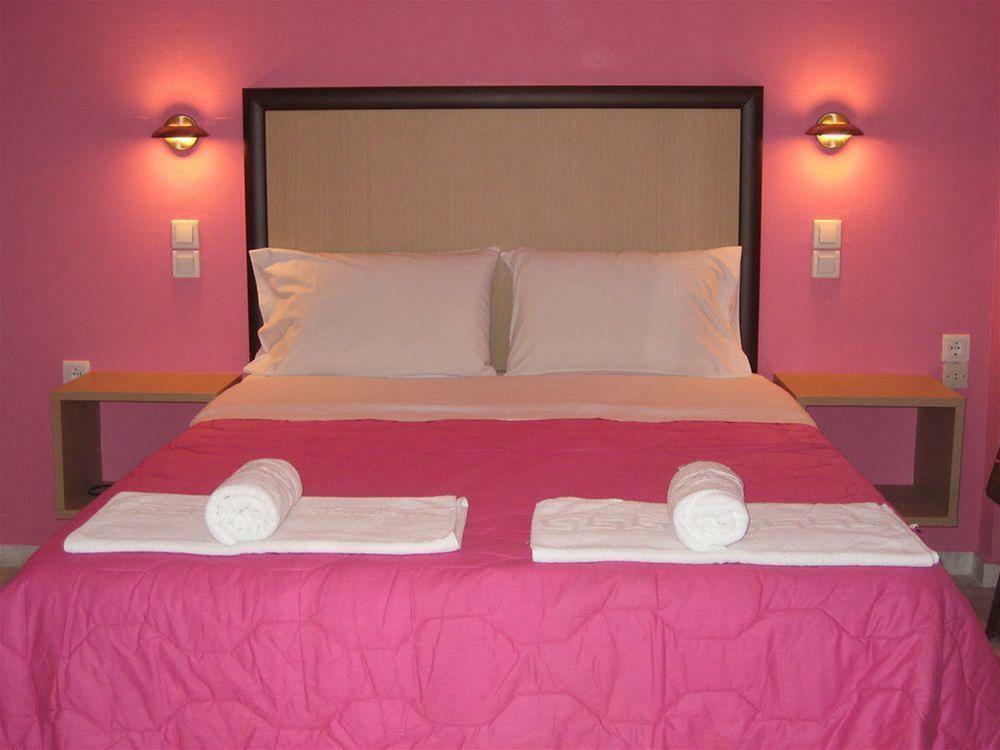 נידרי Avra Beach Hotel מראה חיצוני תמונה
