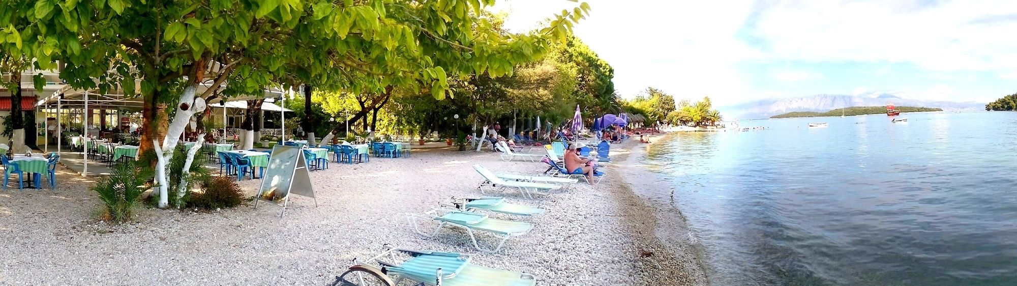 נידרי Avra Beach Hotel מראה חיצוני תמונה