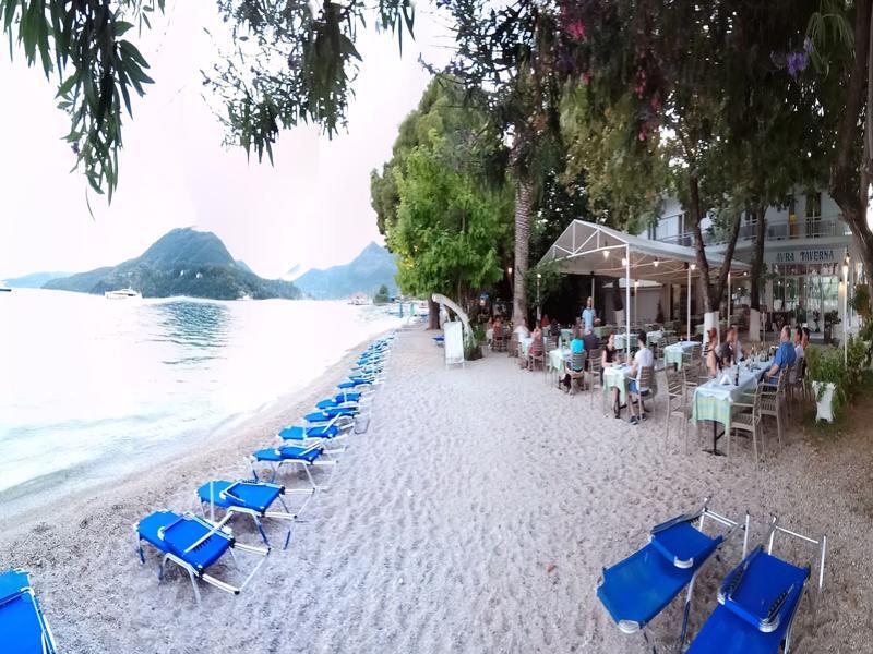 נידרי Avra Beach Hotel מראה חיצוני תמונה